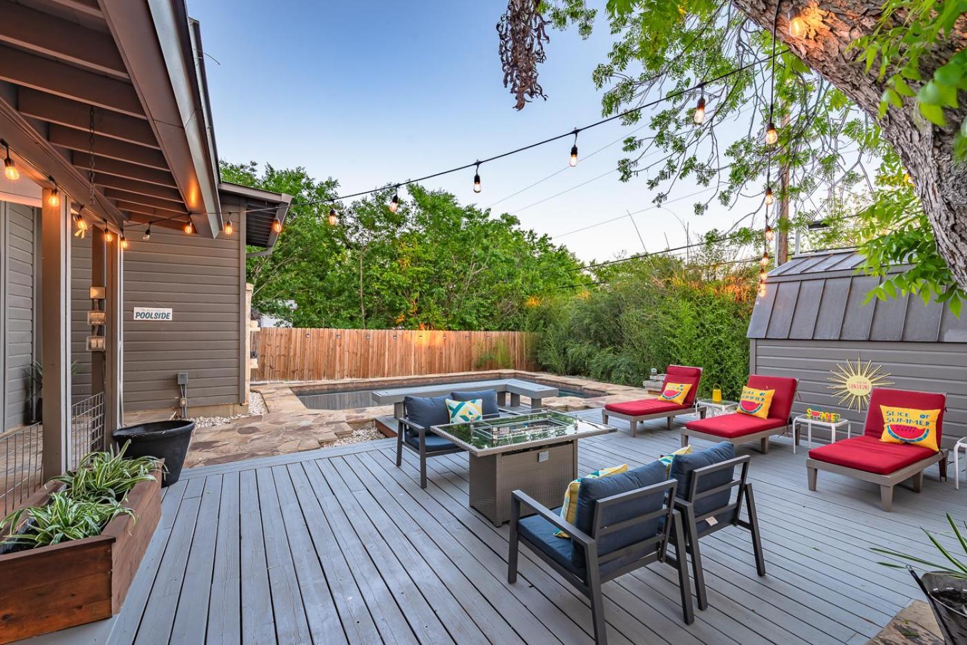 Serene Pool & Firepit In Stunning Home By Airport San Antonio Bagian luar foto